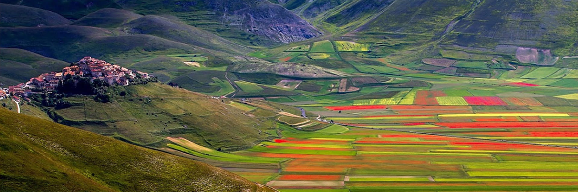 Perugina coltiva un intimo rapporto con il territorio in cui risiede e i suoi abitanti