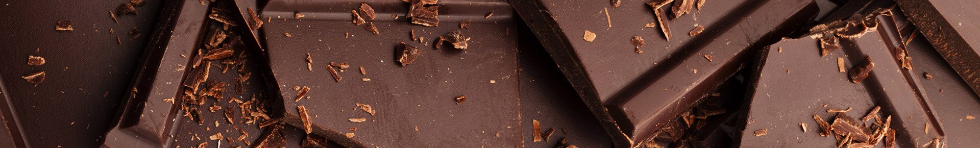 copertura-croccante-cioccolato-mousse Una croccante copertura di raffinato cioccolato racchiude una soffice mousse
