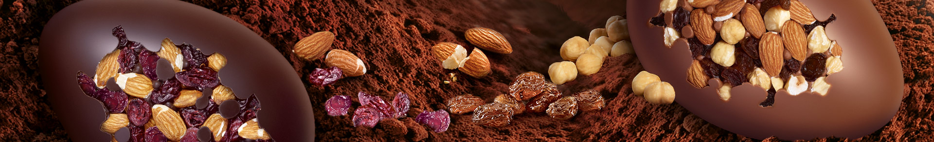 Uovo Perugina® Le Ricette Creative di cioccolato fondente con mirtilli rossi e mandorle