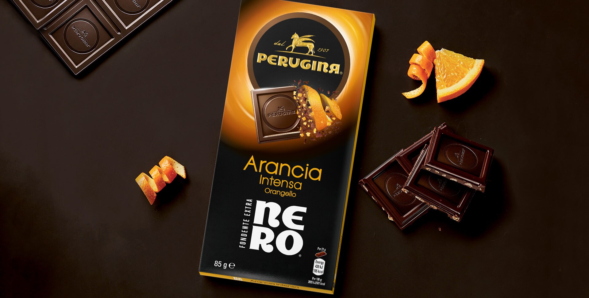 Nero Perugina Fondente Arancia, intenso e agrumato.