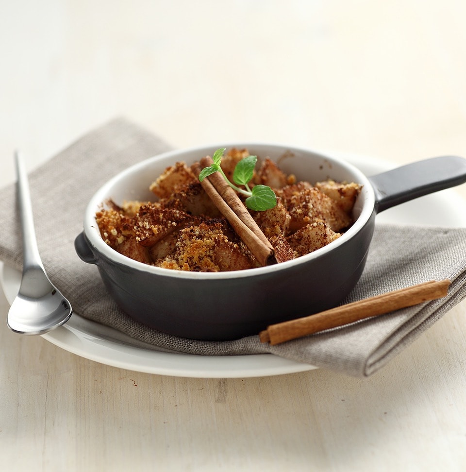 Ricetta crumble di pere, cacao amaro Perugina e cannella, un dessert elegante e profumato perfetto per ogni occasione