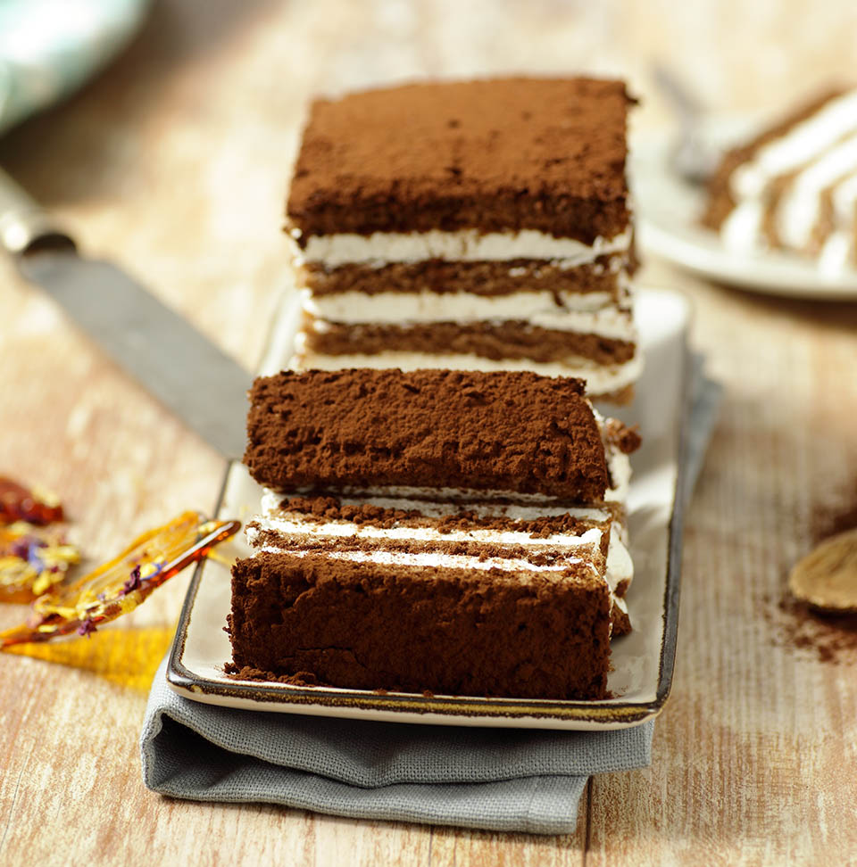 Torta tre strati di cioccolato senza forno