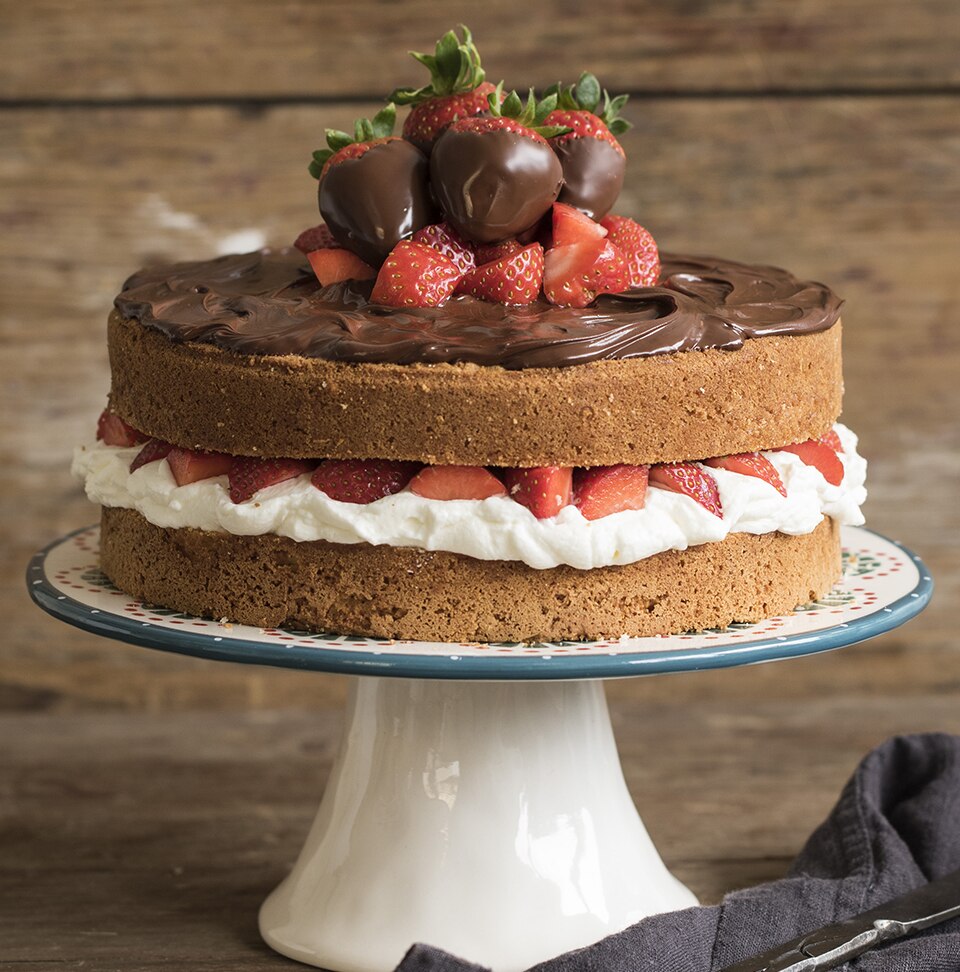 ricetta torta panna e fragole con cioccolato fondente perugina