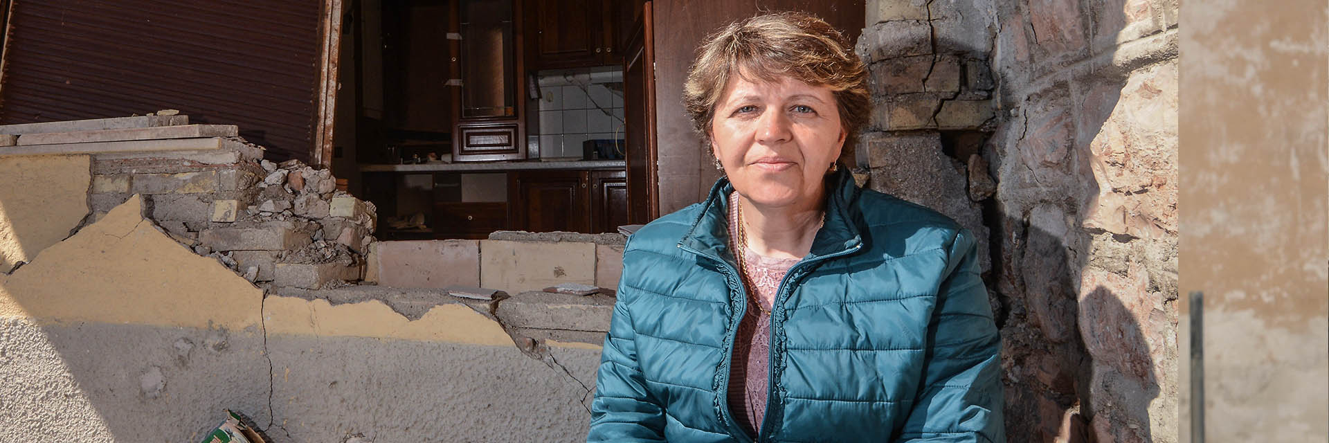 Sandra, titolare di un'azienda agraria di Castelluccio che vuole far rinascere il suo paese